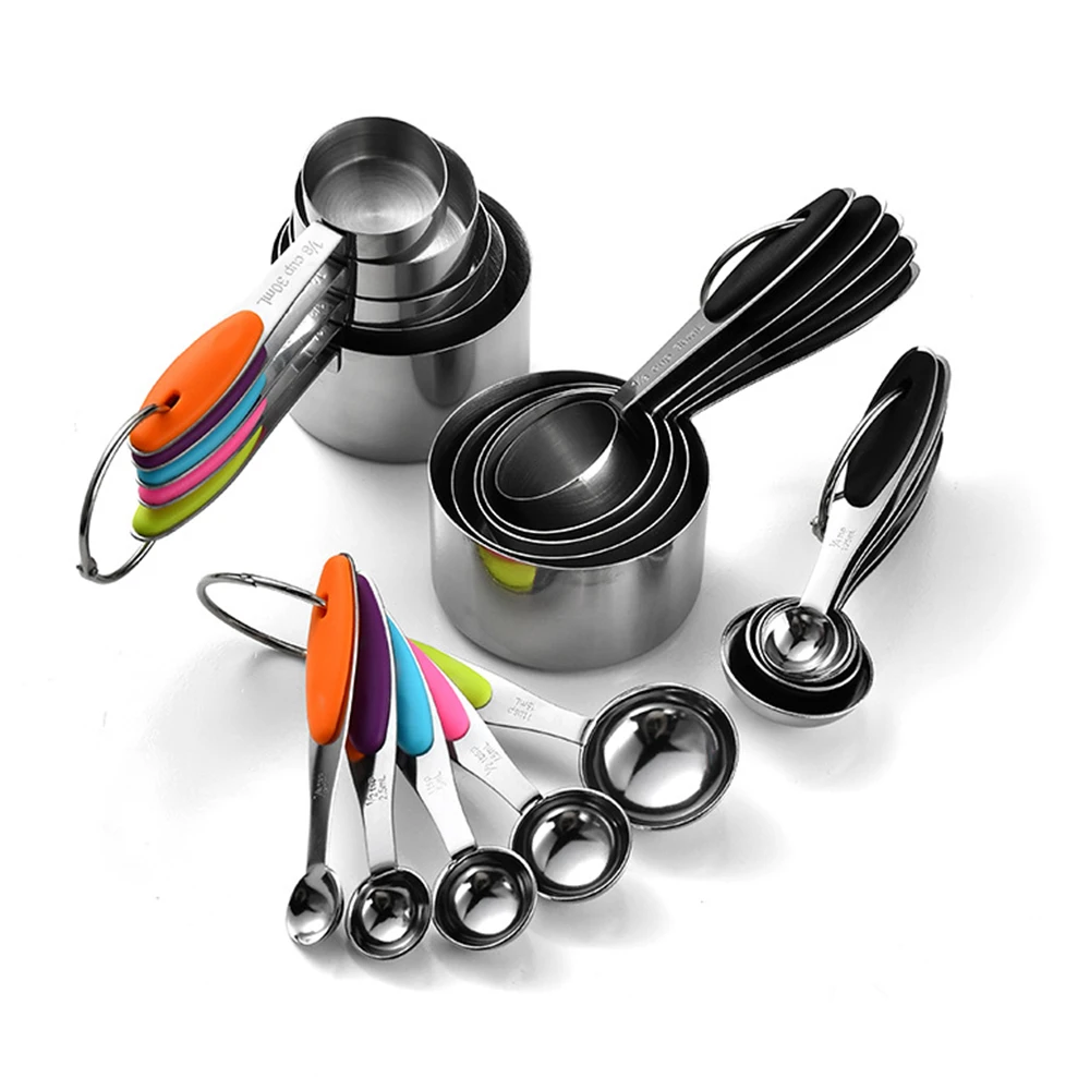 Kitchen Q - Juego de tazas y cucharas medidoras
